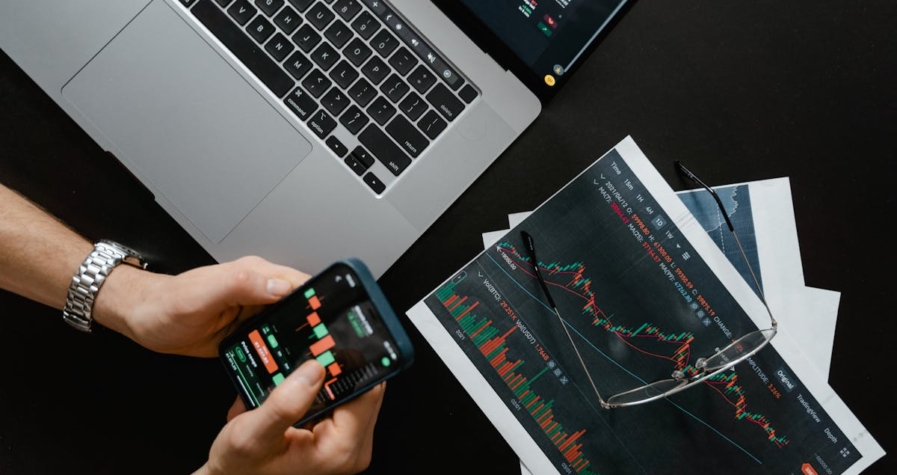 Crypto trading screens comparing spot and futures markets